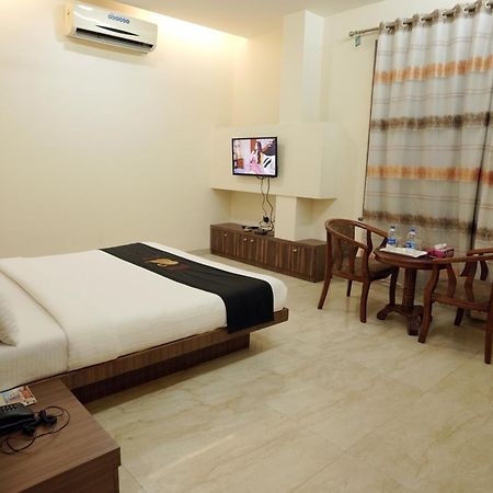 Hotel Kushala Executive Inn Thane Eksteriør bilde